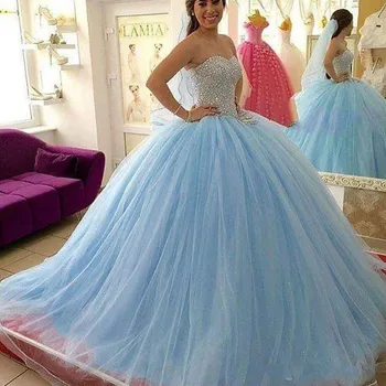 Sparkly Boncuklu Tatlı Quinceanera Elbiseler Parti Elbiseler 15 Vestidos De Sevgiliye Tül Resmi Prenses Doğum Günü Törenlerinde