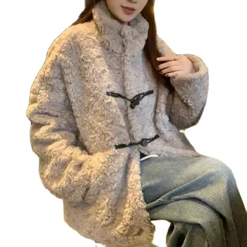 Boynuz Düğmeleri Berber Polar Faux Kürk Palto Kadınlar Standı Yaka Uzun Kollu Uzun Faux Kürk Kadın Ceket Kış Tasarım