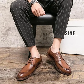 Erkek ayakkabıları 2023 Yeni Yaz Rahat deri ayakkabı erkek İş Resmi İngiliz Tarzı Yumuşak Alt Derby Siyah Gelgit Ayakkabı