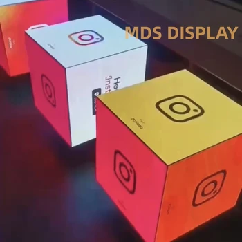 MDS P2. 5 Kapalı 320 * 320mm 4 Yüzleri Tam Renkli Yaratıcı Ürün Esnek Modülü Reklam HD Video Küp Led Ekran