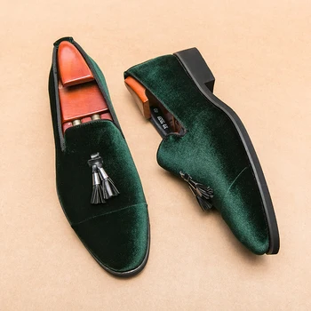 Süet Deri rahat ayakkabılar Lüks Marka Erkek Püskül Loafer'lar Moccasins Nefes Kayma İtalyan sürüş ayakkabısı Chaussure Homme