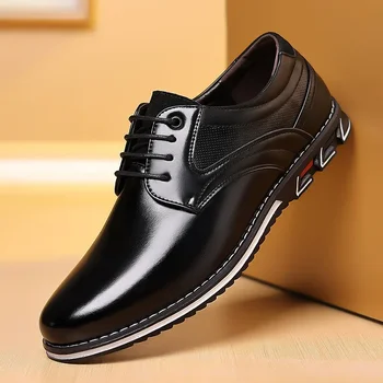 2024 Yeni Artı Boyutu erkek ayakkabıları Marka İş deri ayakkabı Erkek Moda rahat ayakkabılar Erkekler için nefes alan loafer'lar Konfor Ayakkabı