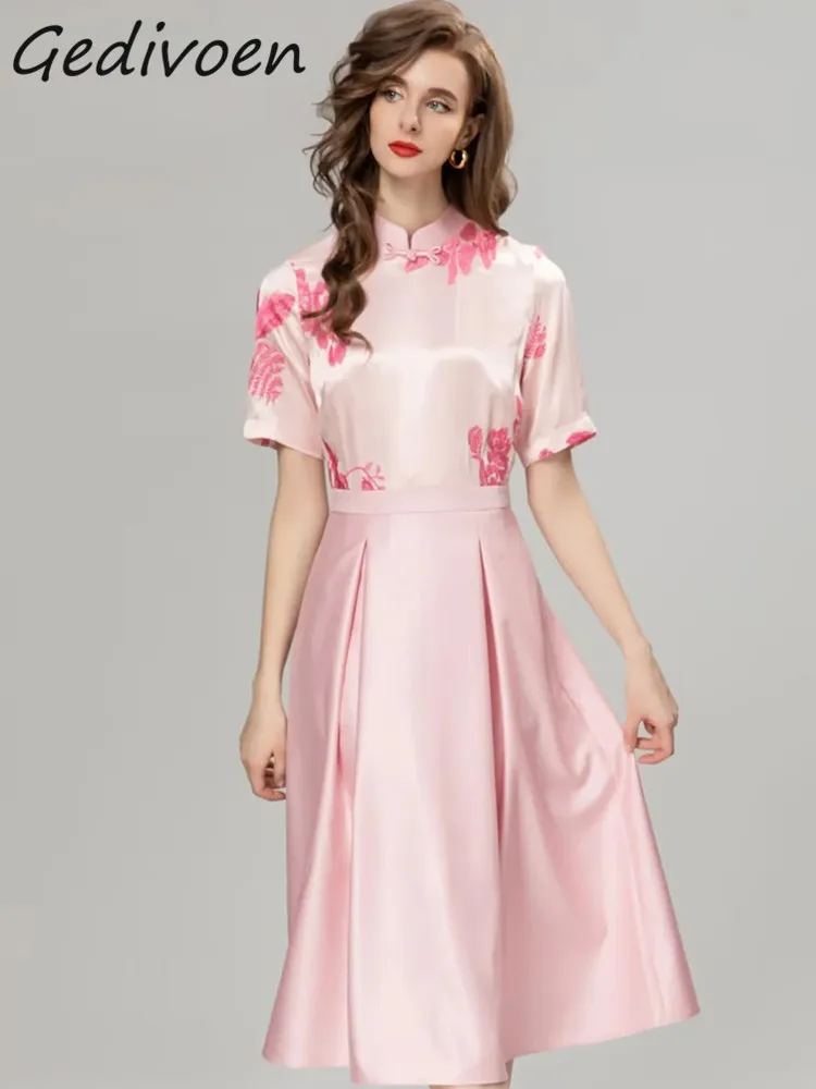 Gedivoen Sonbahar Moda Tasarımcısı Pembe Vintage Parti Elbise Kadın Standı Yaka Düğmesi Nakış Yüksek Bel Ince A-LİNE uzun elbise