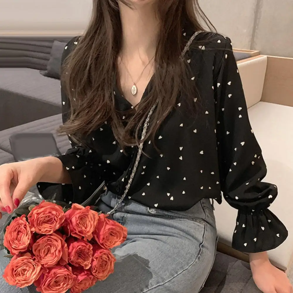 Kore Tarzı Kadın Şifon Bluzlar Kalp Baskı Gevşek Düğme Gömlek Kadın V Boyun Uzun Kollu Casual Bluz Ofis kadın gömleği